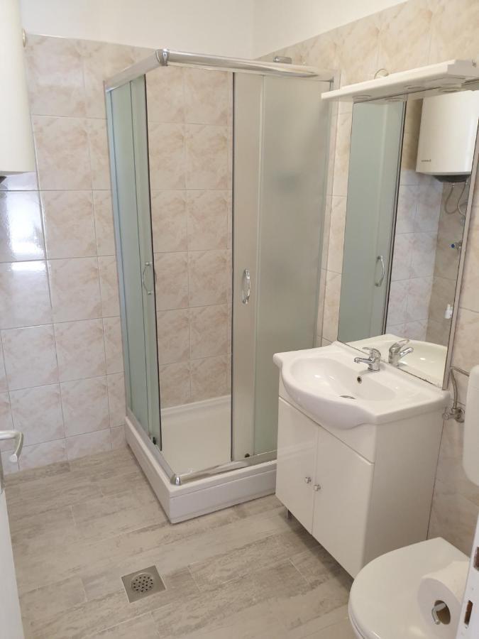 Apartman P-E Pula Exterior foto